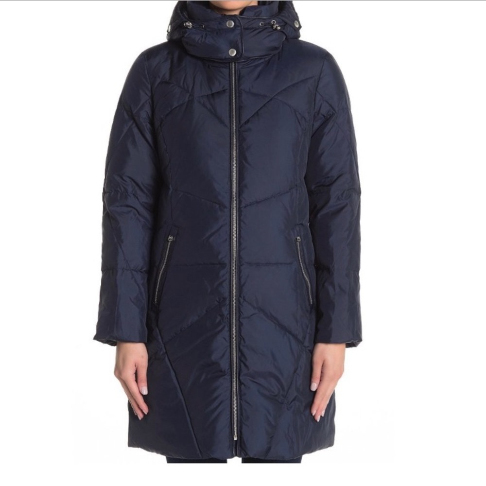 Black Cole Haan Puffer Jacket in perfect condition